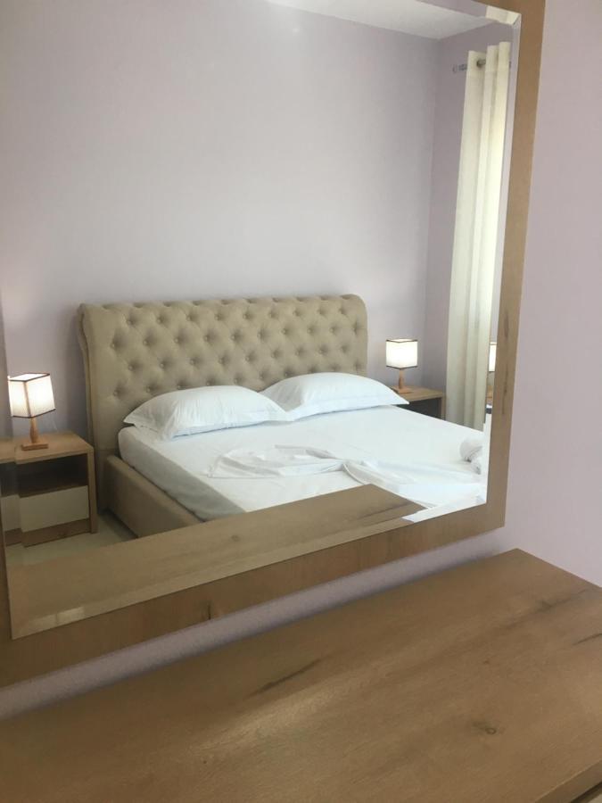 Linda'S Apartment Vlorë Екстериор снимка