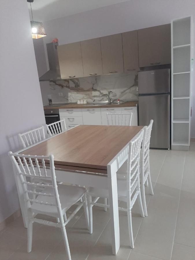 Linda'S Apartment Vlorë Екстериор снимка